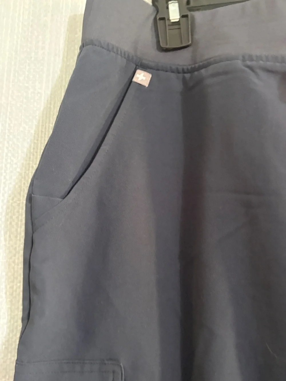 FIGS Charcoal Scrub Set V-Neck Top Zamora Joggers XXL Petite